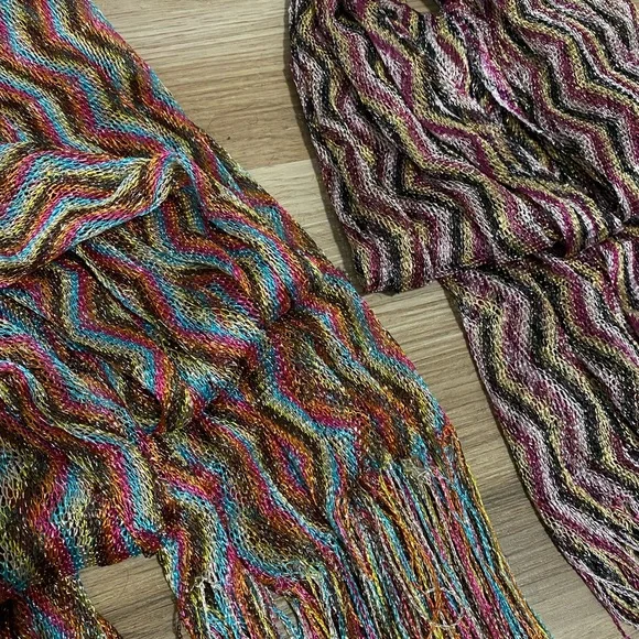 Two decorative scarves - Picture 2 of 2